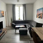 Main Station Apartment *